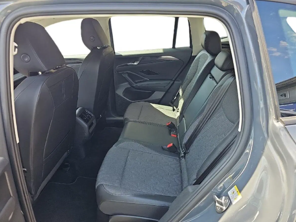 Volkswagen Tiguan usata a Lecco (12)