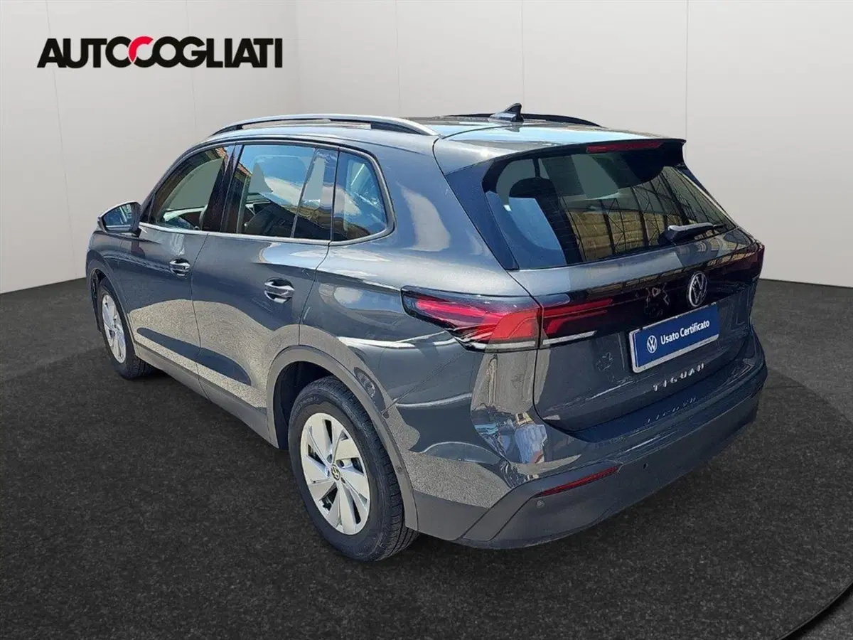 Volkswagen Tiguan usata a Lecco (5)