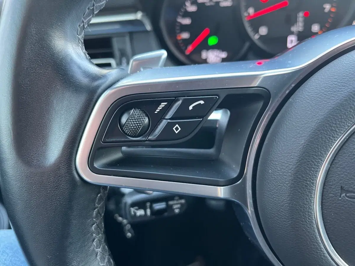 Porsche Macan usata a Ferrara (15)