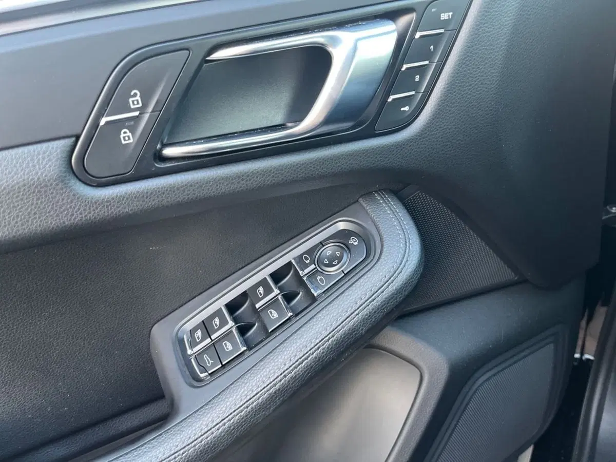 Porsche Macan usata a Ferrara (17)