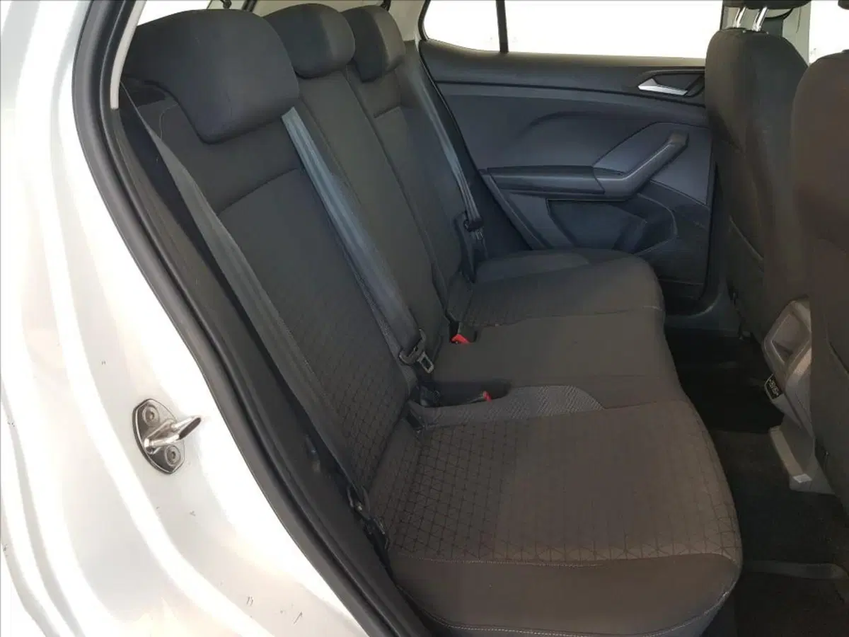 Volkswagen T-Cross usata a Lucca (12)