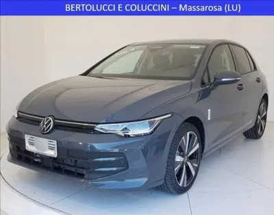 Volkswagen Golf 1.5 tsi Edition 115cv nuova a Massarosa