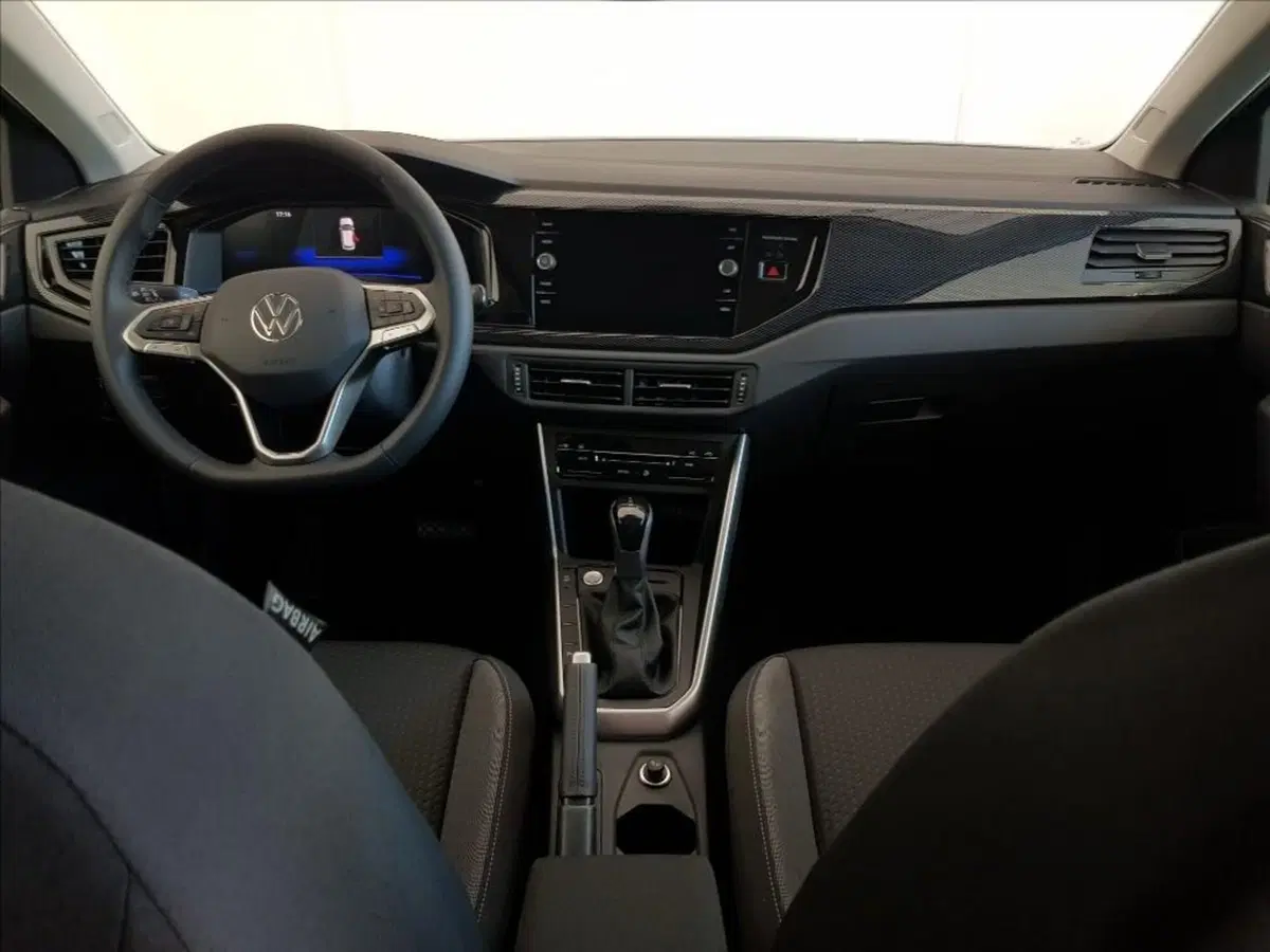 Volkswagen Taigo nuova a Lucca (13)