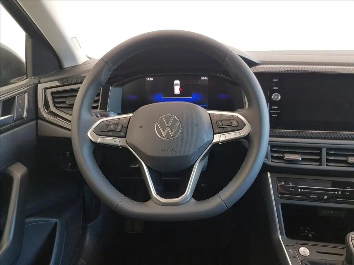Volkswagen Taigo nuova a Lucca (14)