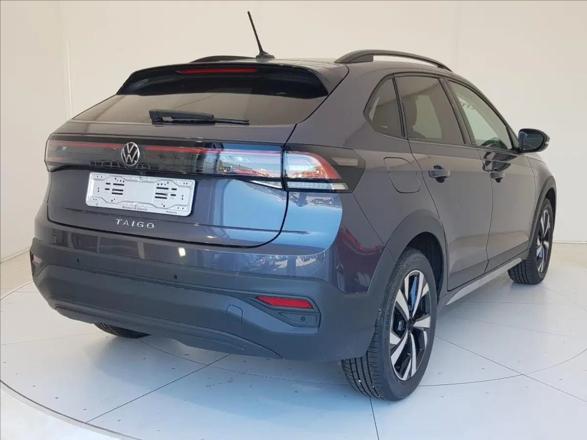 Volkswagen Taigo nuova a Lucca (6)