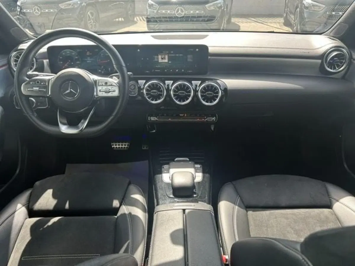 Mercedes-Benz Classe A Sedan usata a Potenza (7)