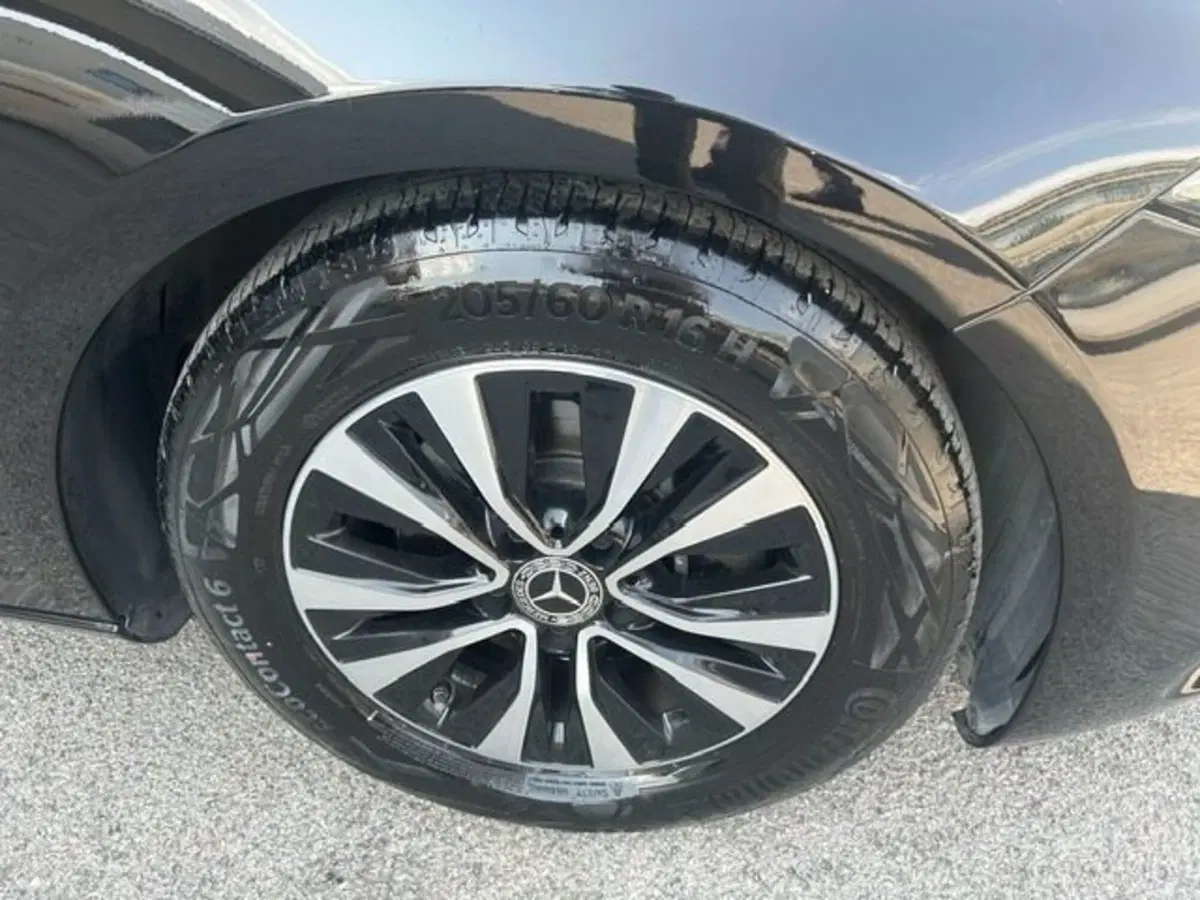 Mercedes-Benz Classe A Sedan usata a Potenza (16)