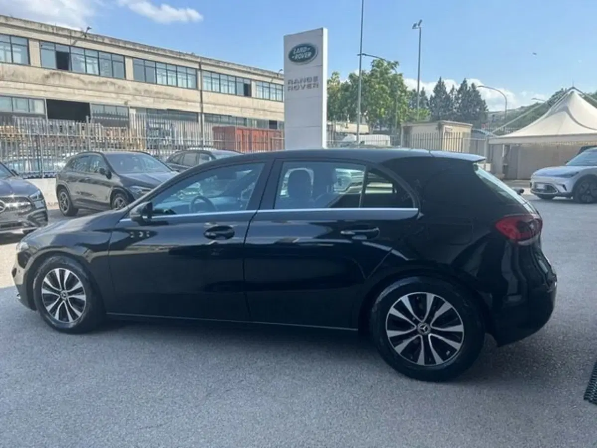 Mercedes-Benz Classe A Sedan usata a Potenza (4)