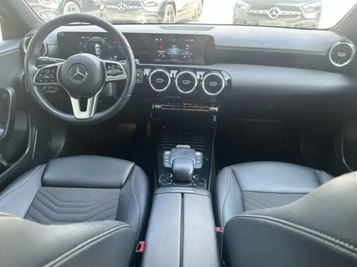 Mercedes-Benz Classe A Sedan usata a Potenza (6)
