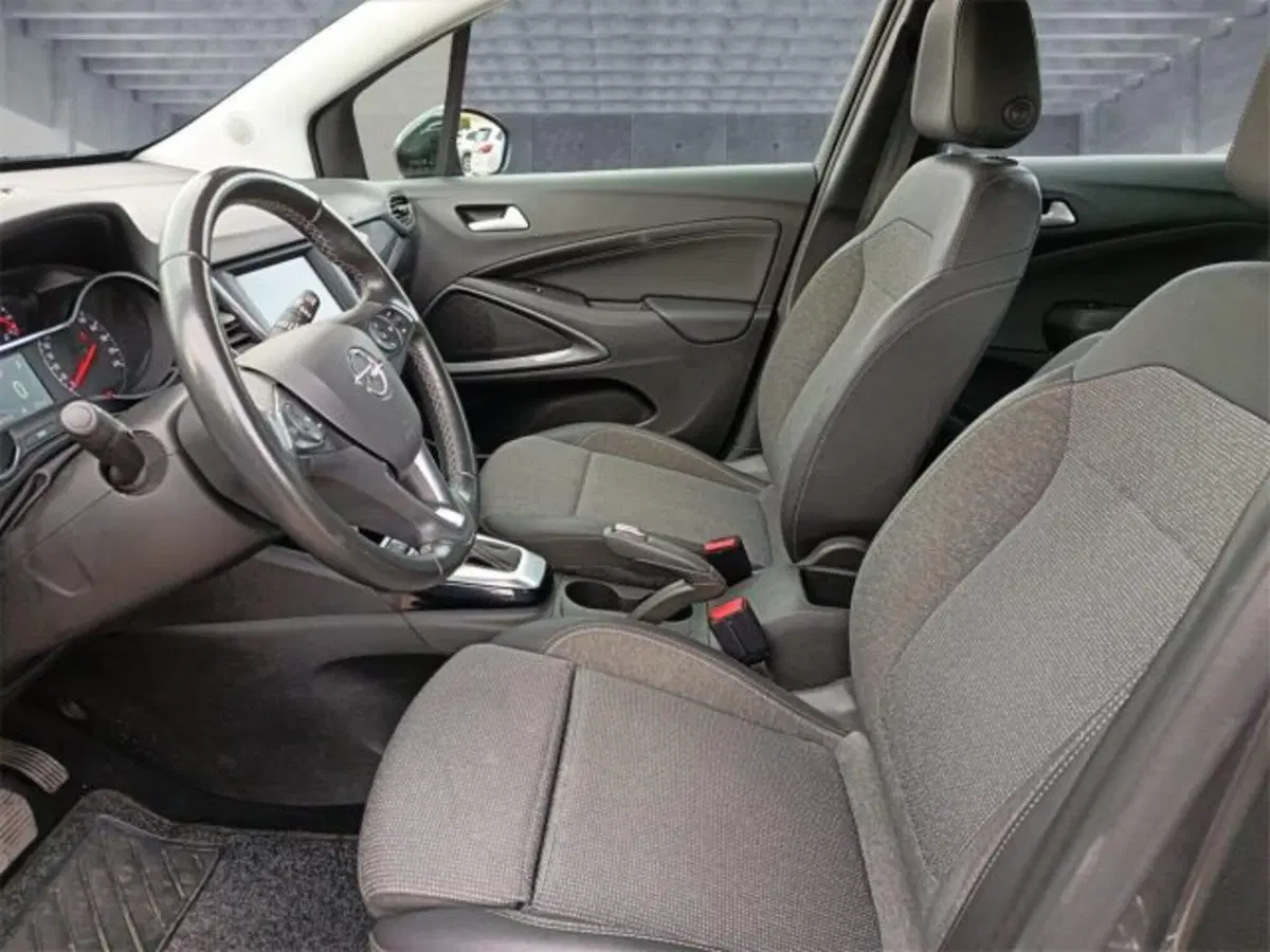 Opel Crossland usata a Bari (11)