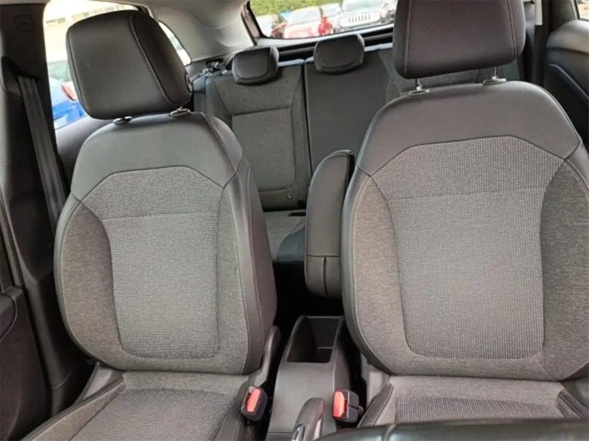 Opel Crossland usata a Bari (19)