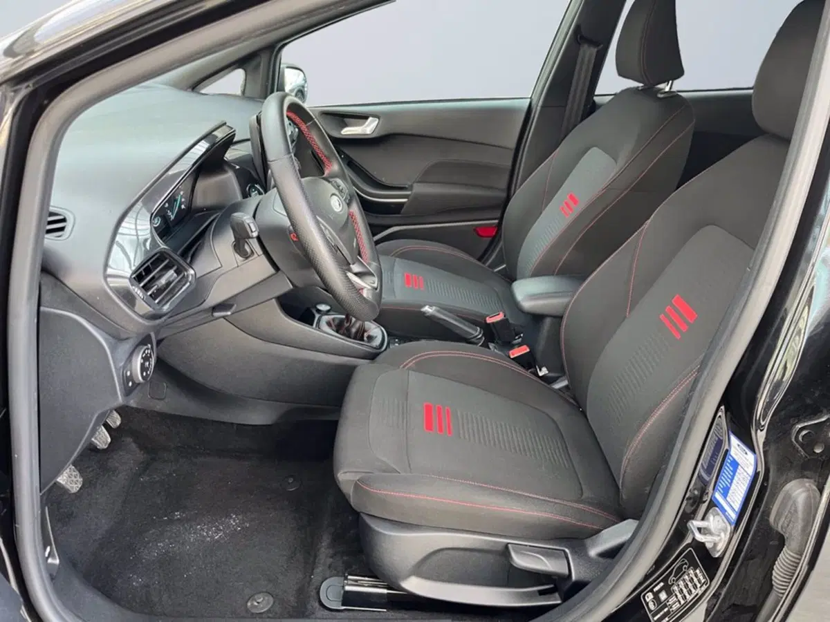Ford Fiesta usata a Milano (10)