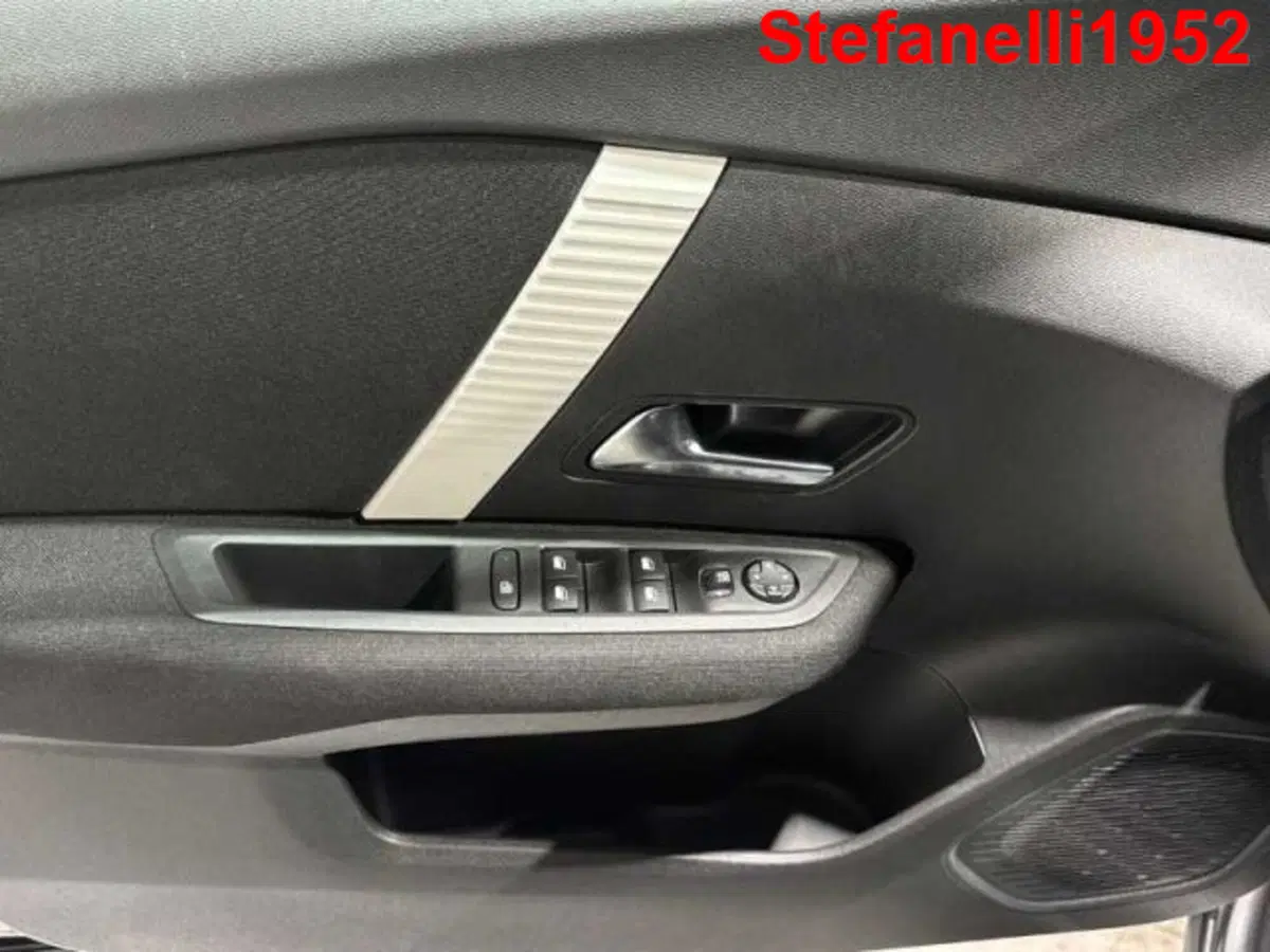 Citroen C4 X nuova a Bologna (10)