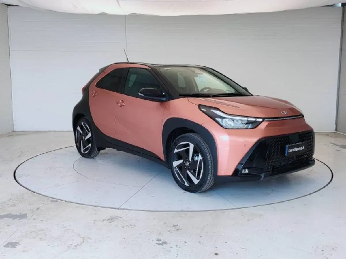 Toyota Aygo X nuova a Teramo (3)