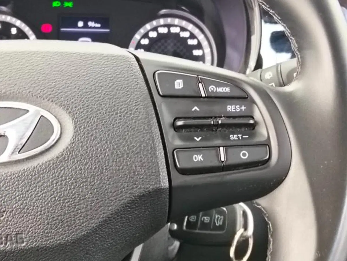 Hyundai i10 usata a Como (11)