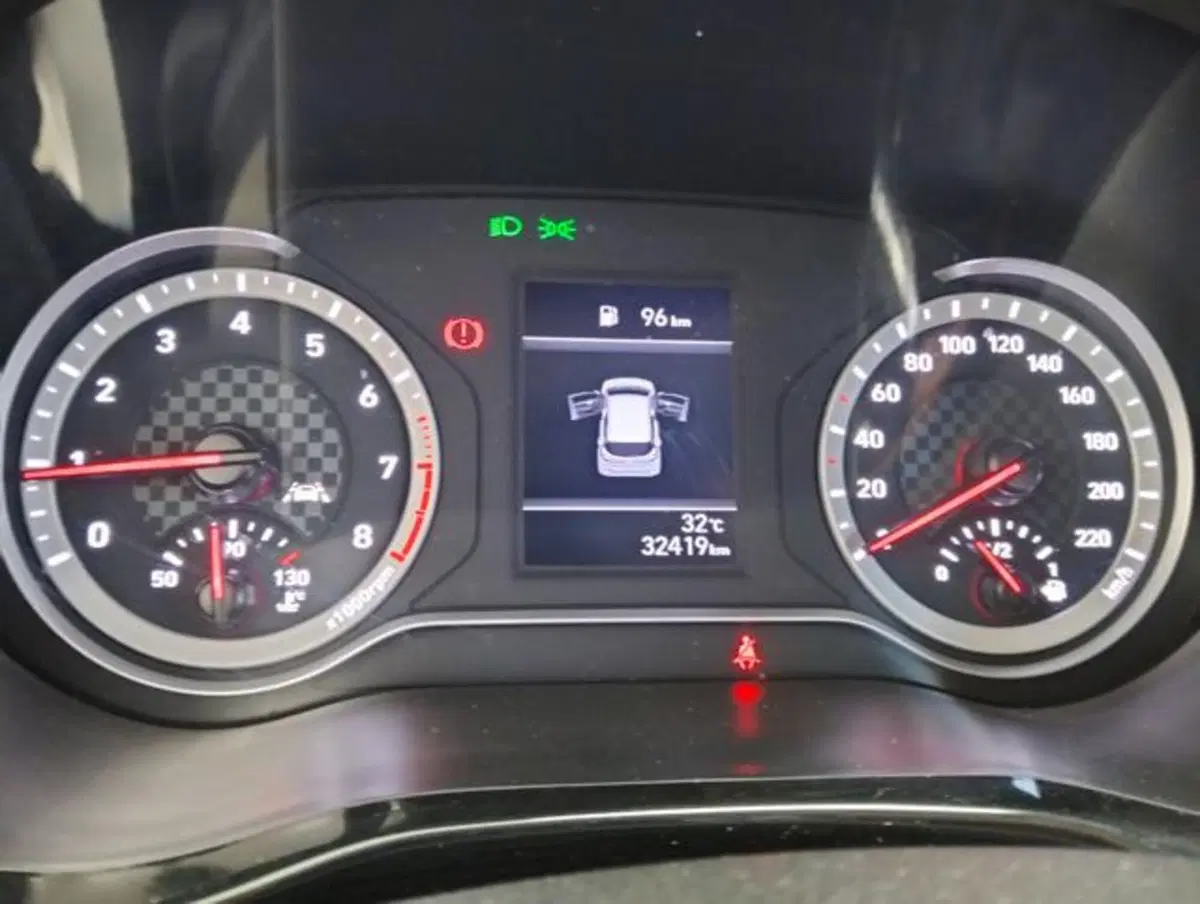 Hyundai i10 usata a Como (12)