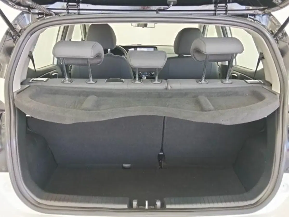 Hyundai i10 usata a Como (16)
