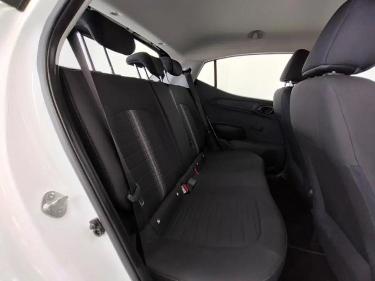 Hyundai i10 usata a Como (5)