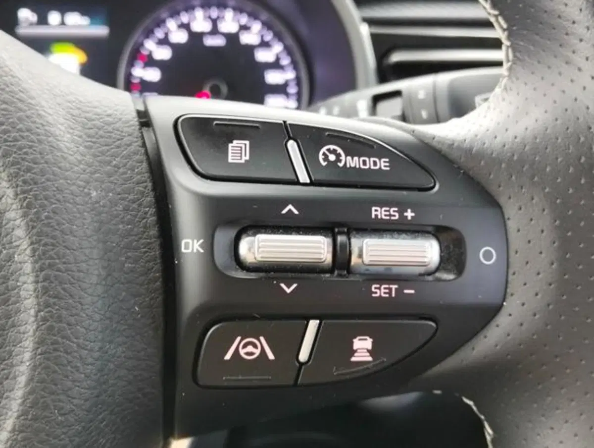 Kia Rio usata a Como (11)