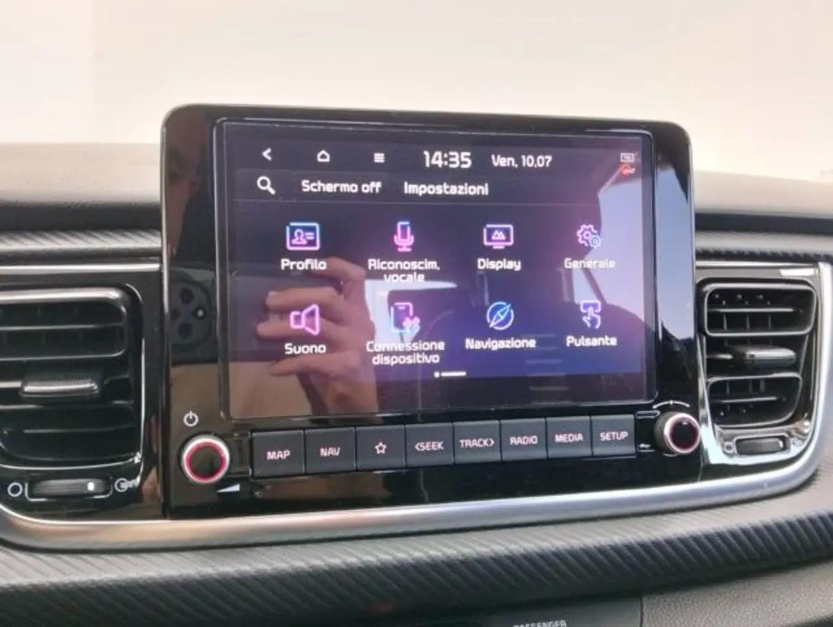 Kia Rio usata a Como (15)