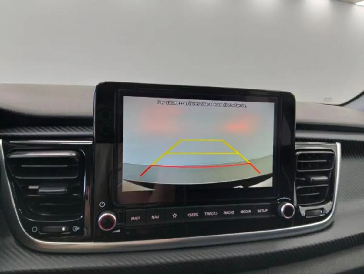 Kia Rio usata a Como (16)