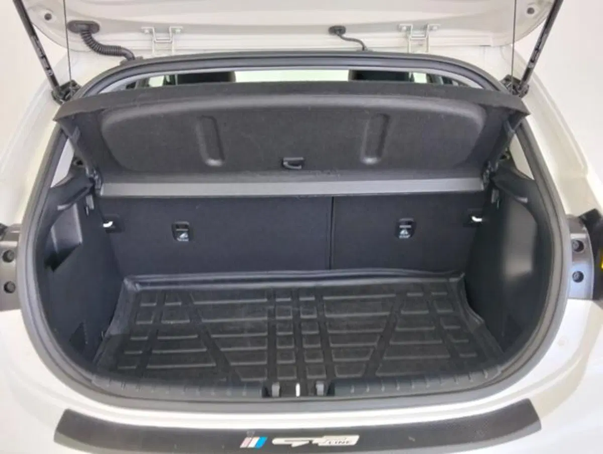 Kia Rio usata a Como (19)