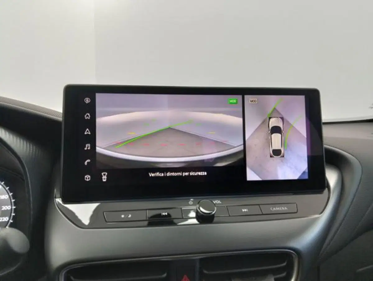Nissan Juke usata a Como (16)