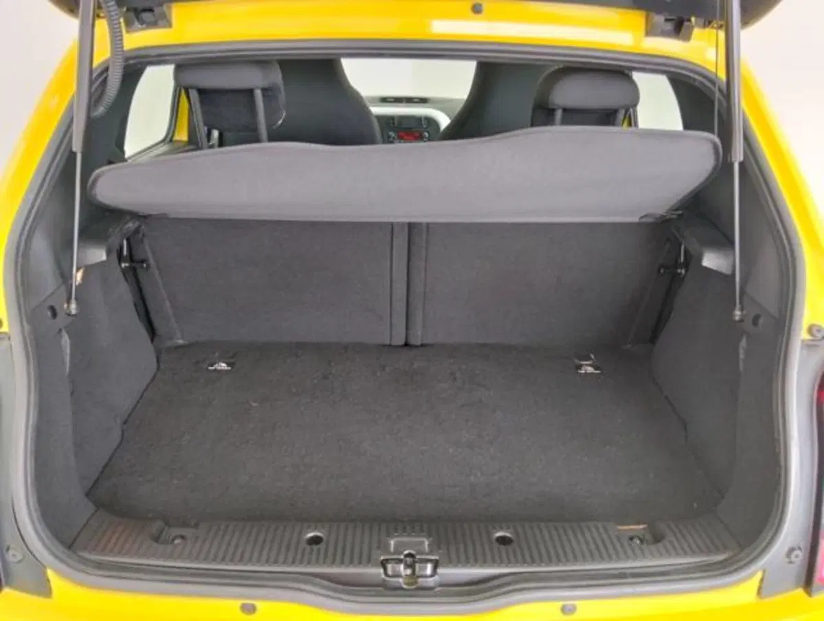 Renault Twingo usata a Como (15)