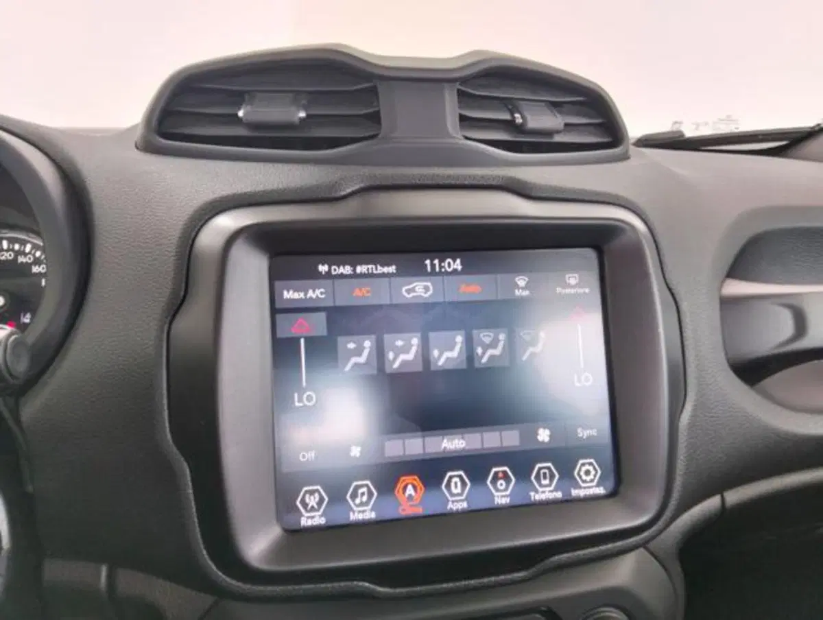 Jeep Renegade usata a Como (15)