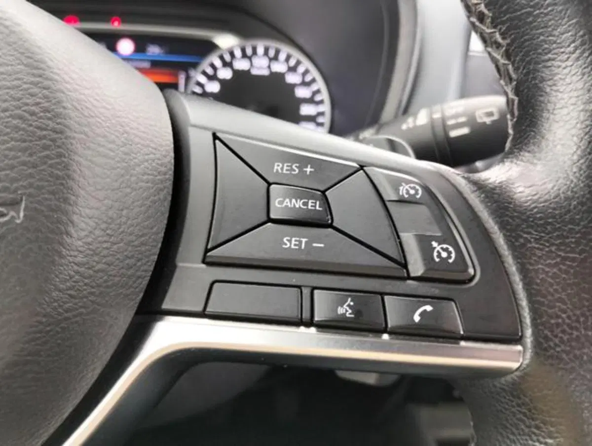 Nissan Juke usata a Como (11)