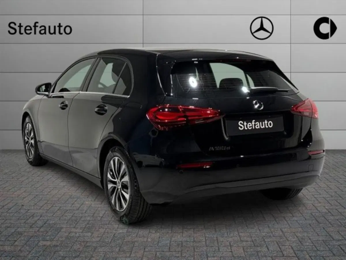 Mercedes-Benz Classe A Sedan nuova a Bologna (5)