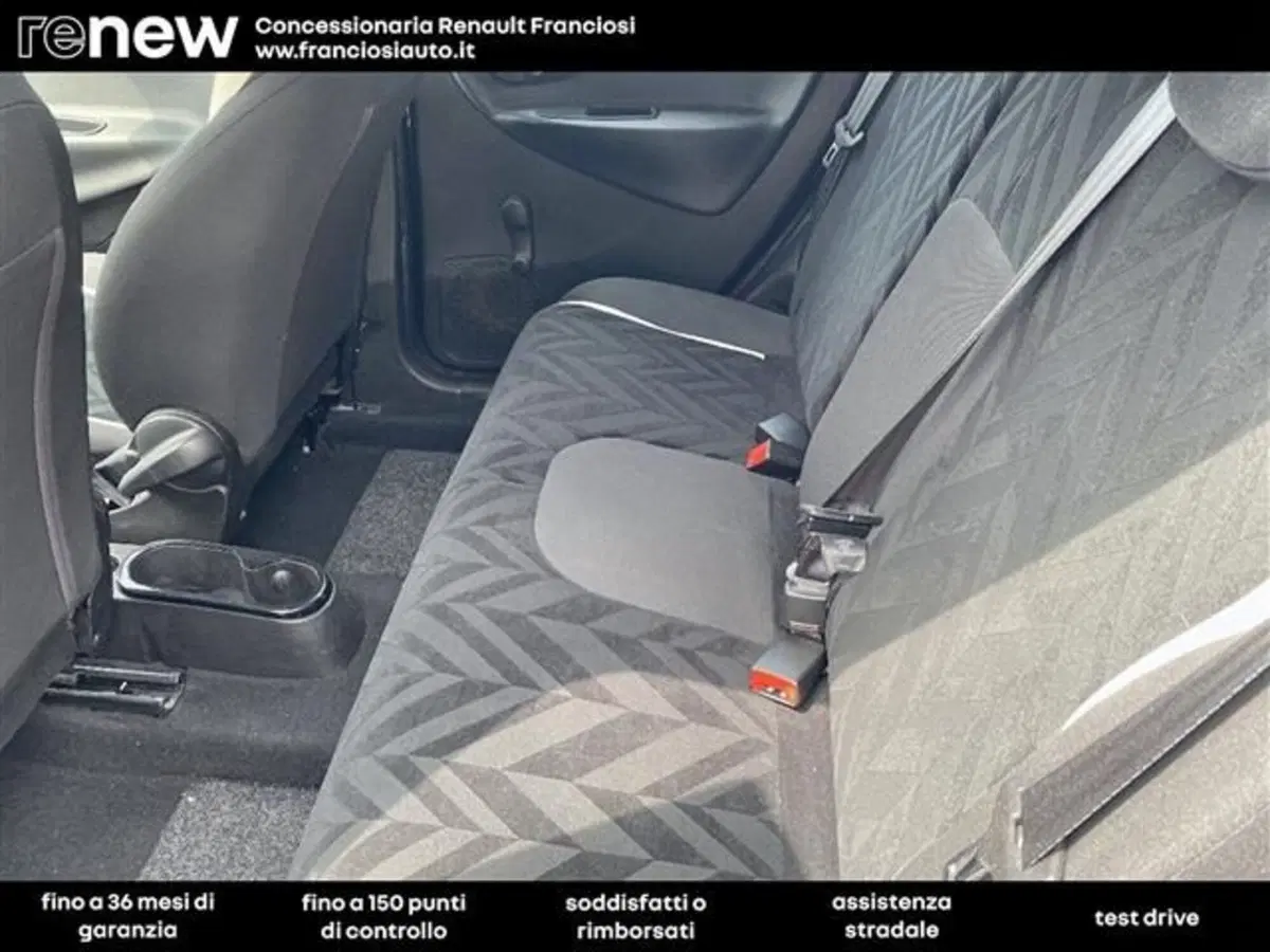Lancia Ypsilon usata a Modena (13)