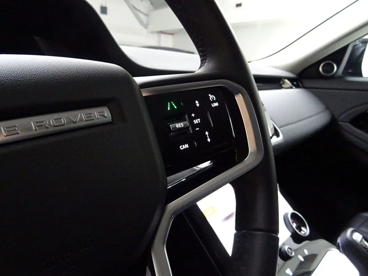 Land Rover Range Rover Evoque usata a Como (11)