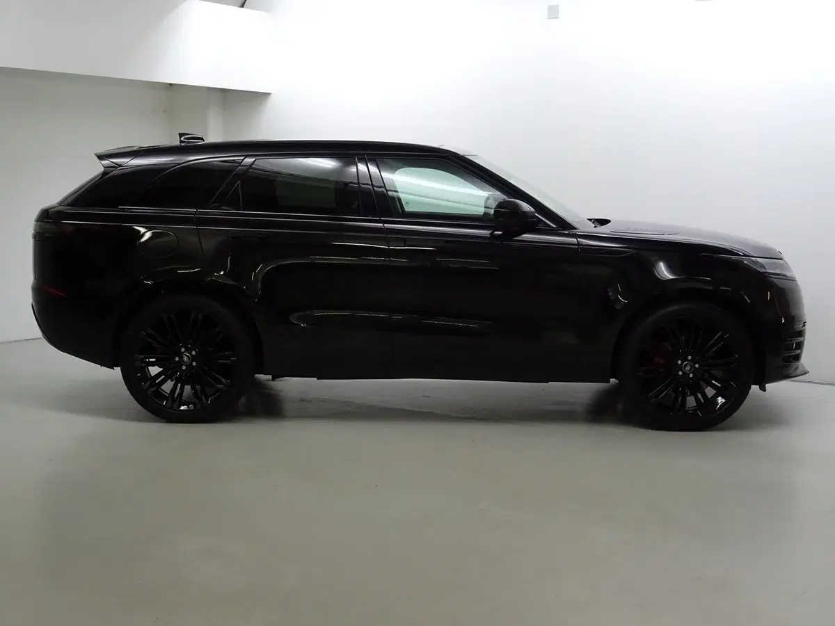Land Rover Range Rover Velar usata a Como (6)