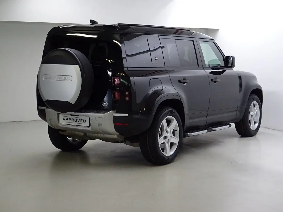 Land Rover Defender usata a Como (2)