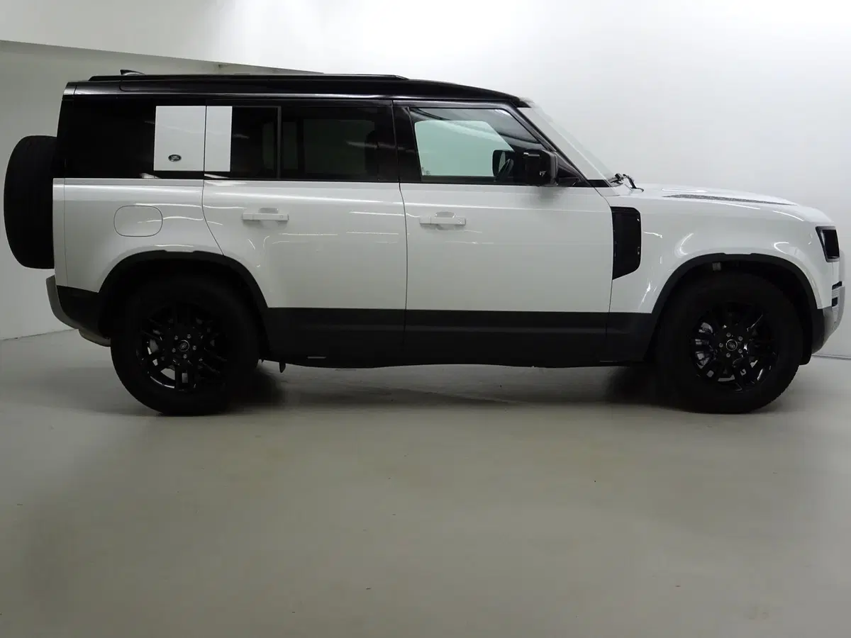 Land Rover Defender usata a Como (6)