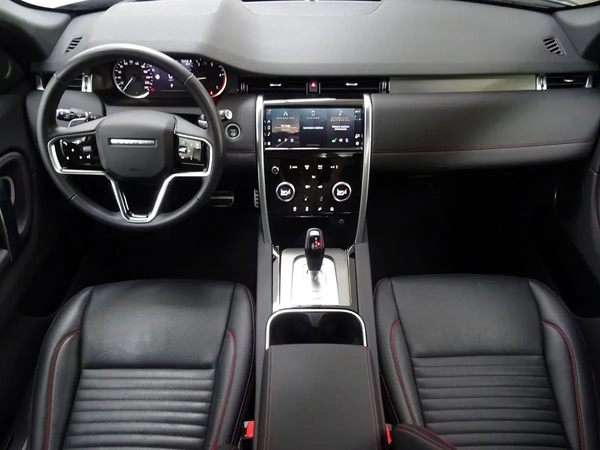 Land Rover Discovery Sport usata a Como (4)