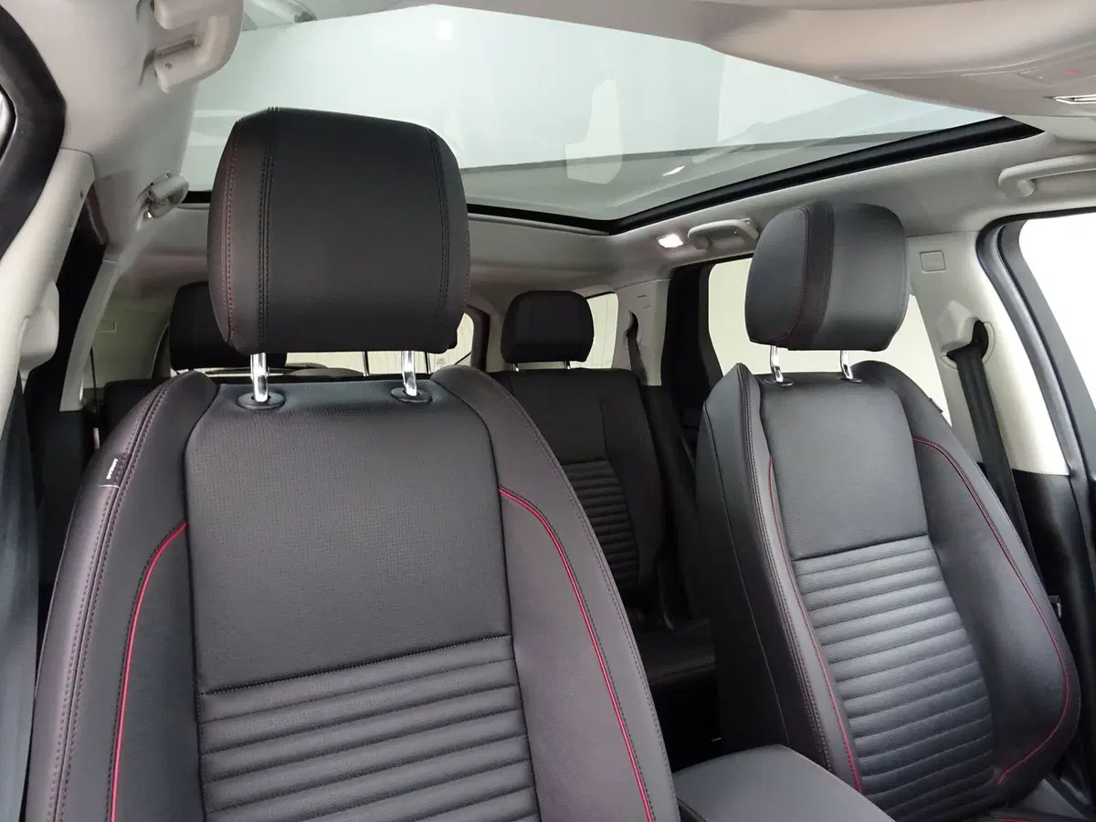 Land Rover Discovery Sport usata a Como (11)