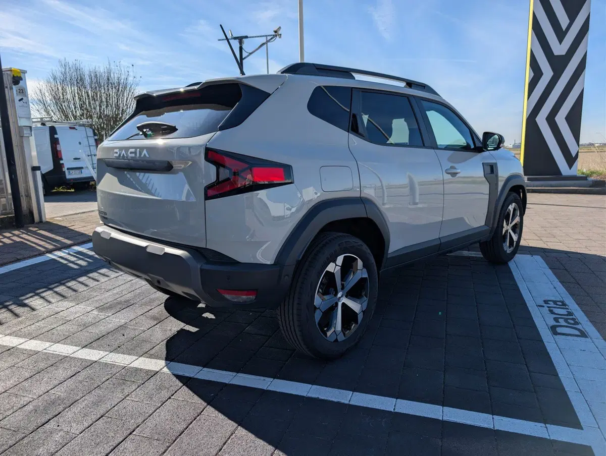 Dacia Duster usata a Pavia (18)