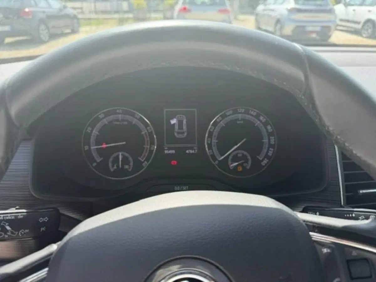 Skoda Kodiaq usata a Prato (13)