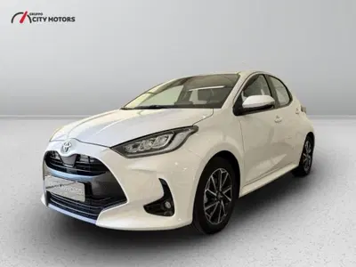 Toyota Yaris Cross 1.5h GR Sport Black Sky fwd 116cv e-cvt del 2022 usata a Monza