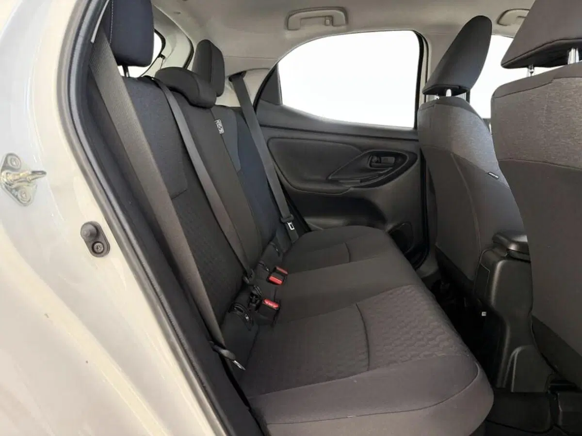 Toyota Yaris Cross usata a Monza e Brianza (11)
