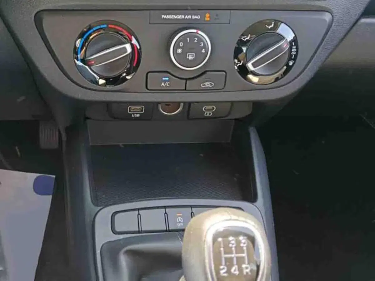 Hyundai i10 usata a Torino (14)