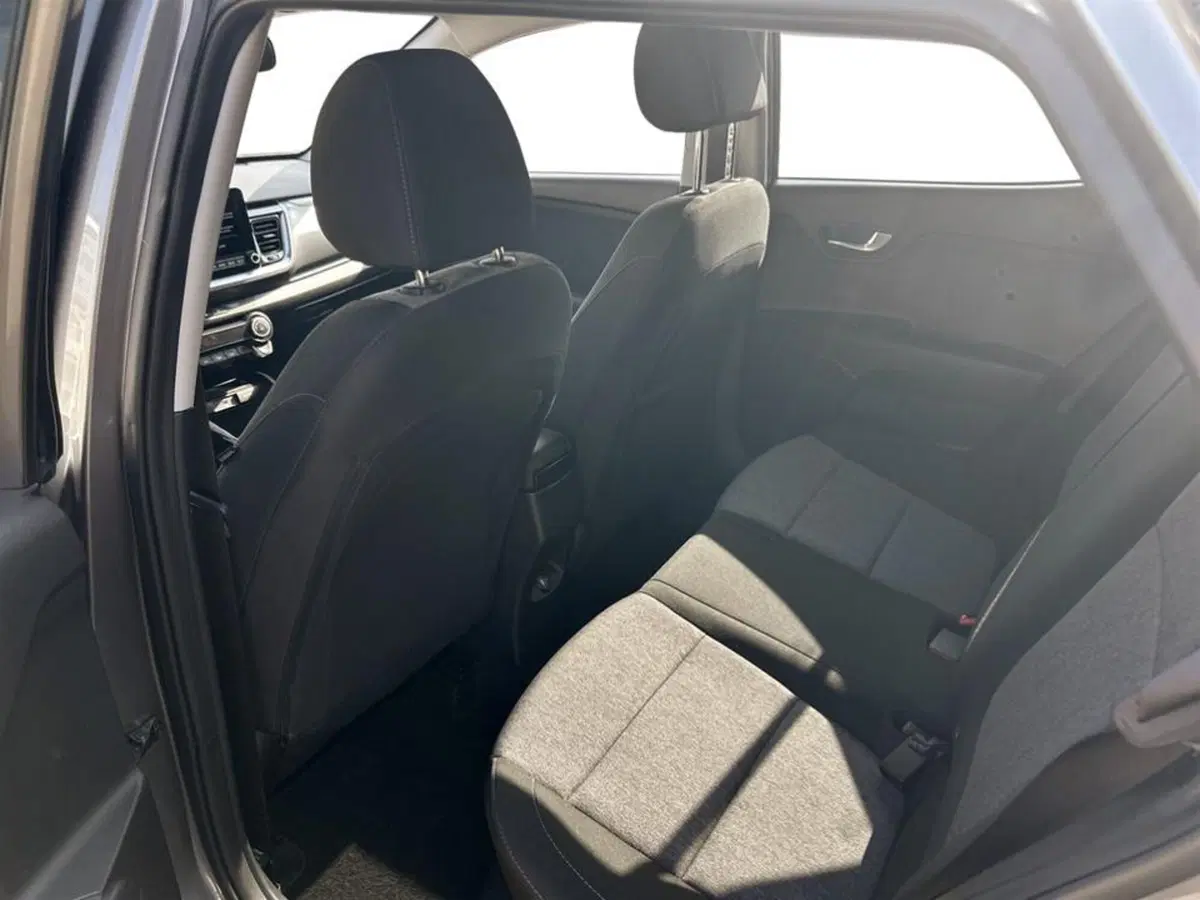 Kia Stonic usata a Piacenza (10)