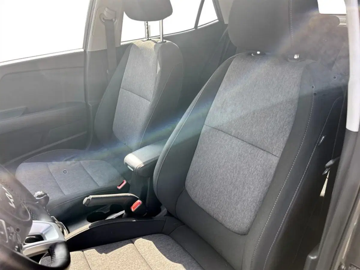 Kia Stonic usata a Piacenza (9)
