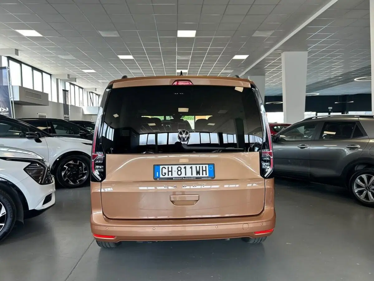 Volkswagen Caddy usata a Piacenza (6)