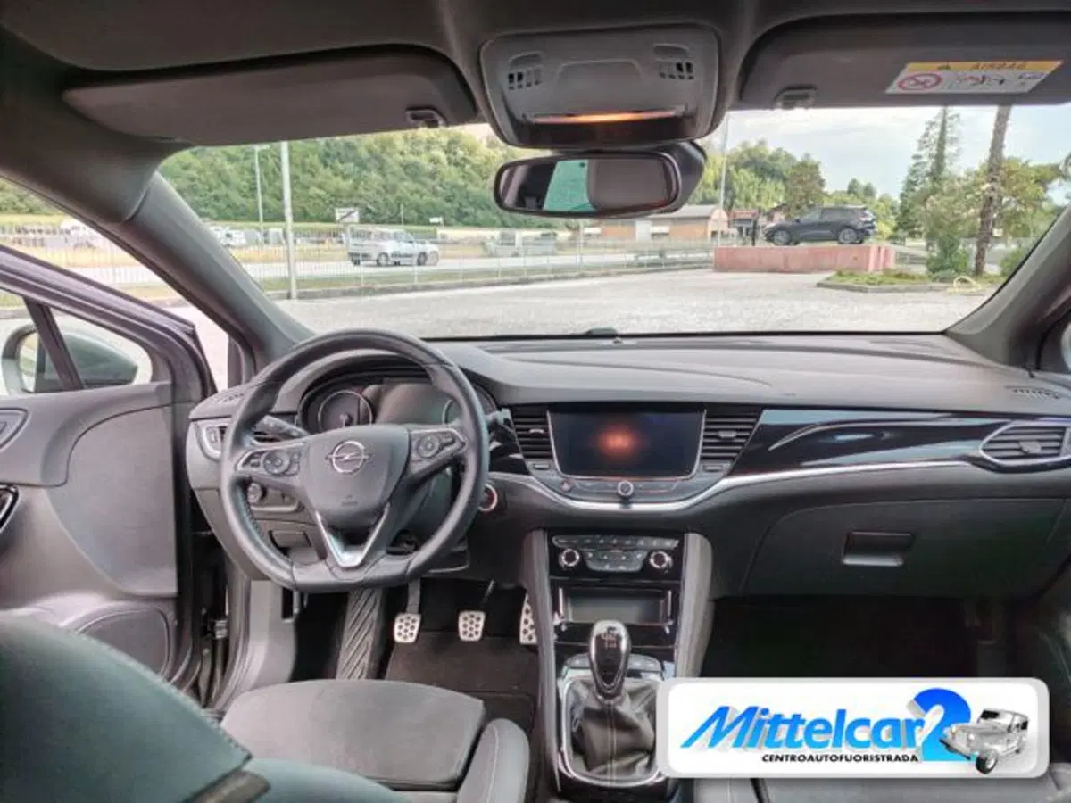Opel Astra Station Wagon usata a Udine (18)