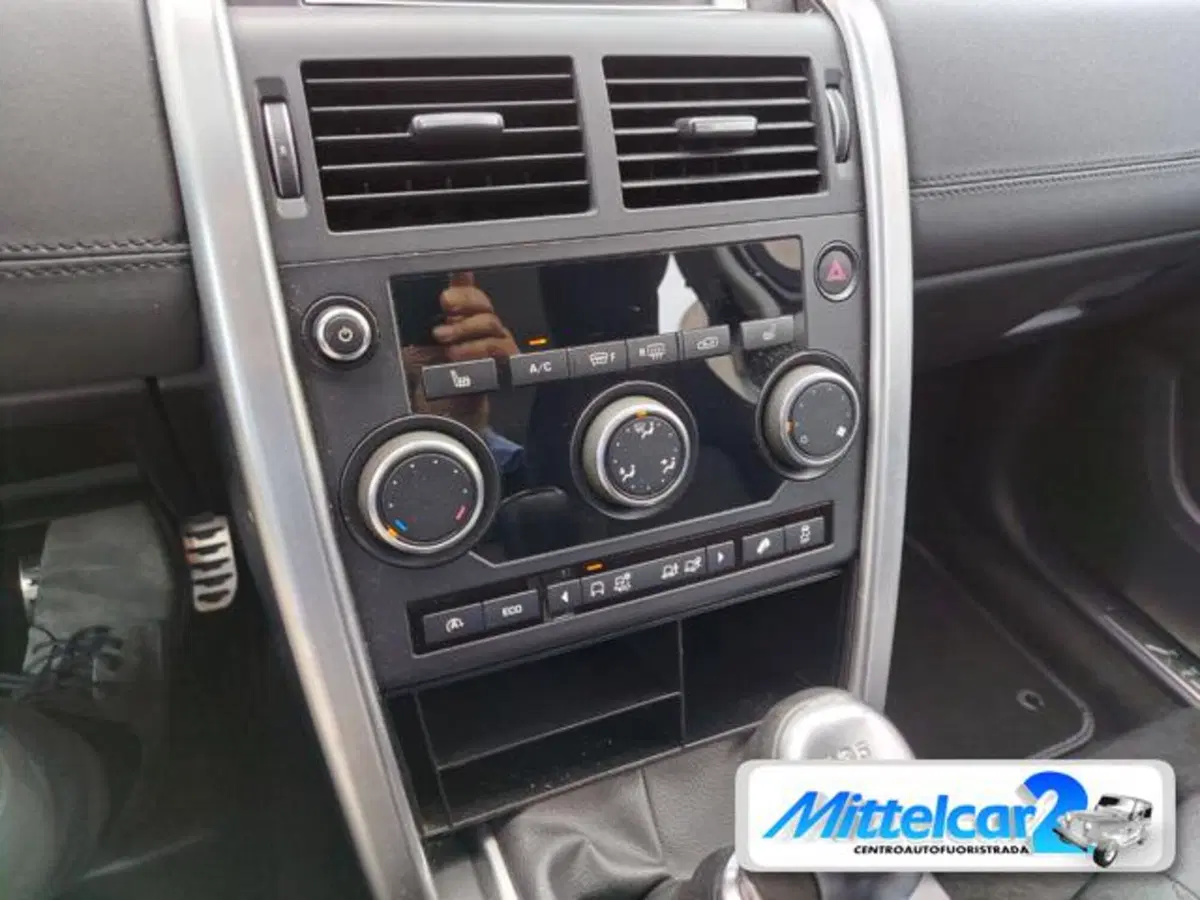 Land Rover Discovery Sport usata a Udine (12)