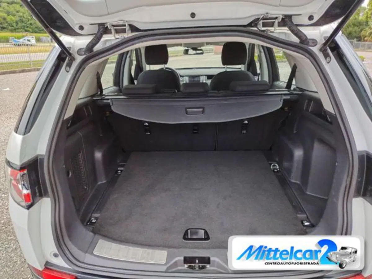 Land Rover Discovery Sport usata a Udine (18)