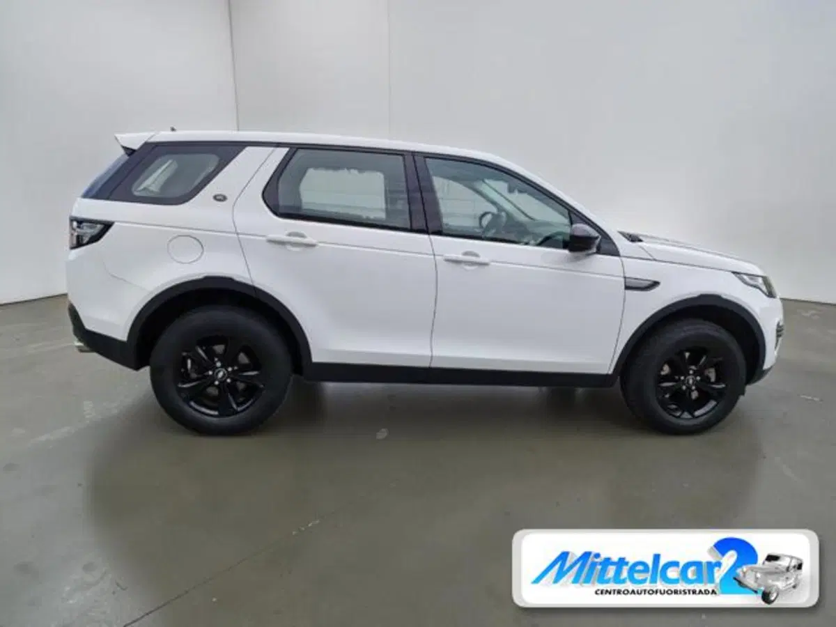 Land Rover Discovery Sport usata a Udine (7)